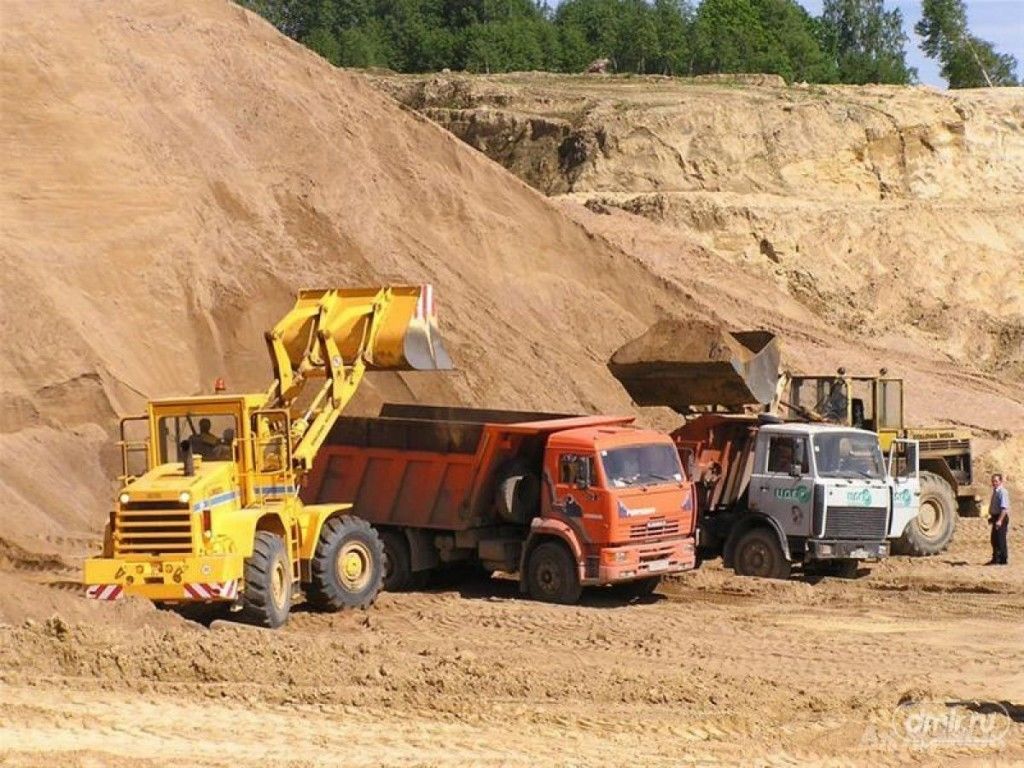 ДОСТАВКА Песка Самосвалом 20 тонн, цена в Минске от компании ЛЮЦКО А.В.