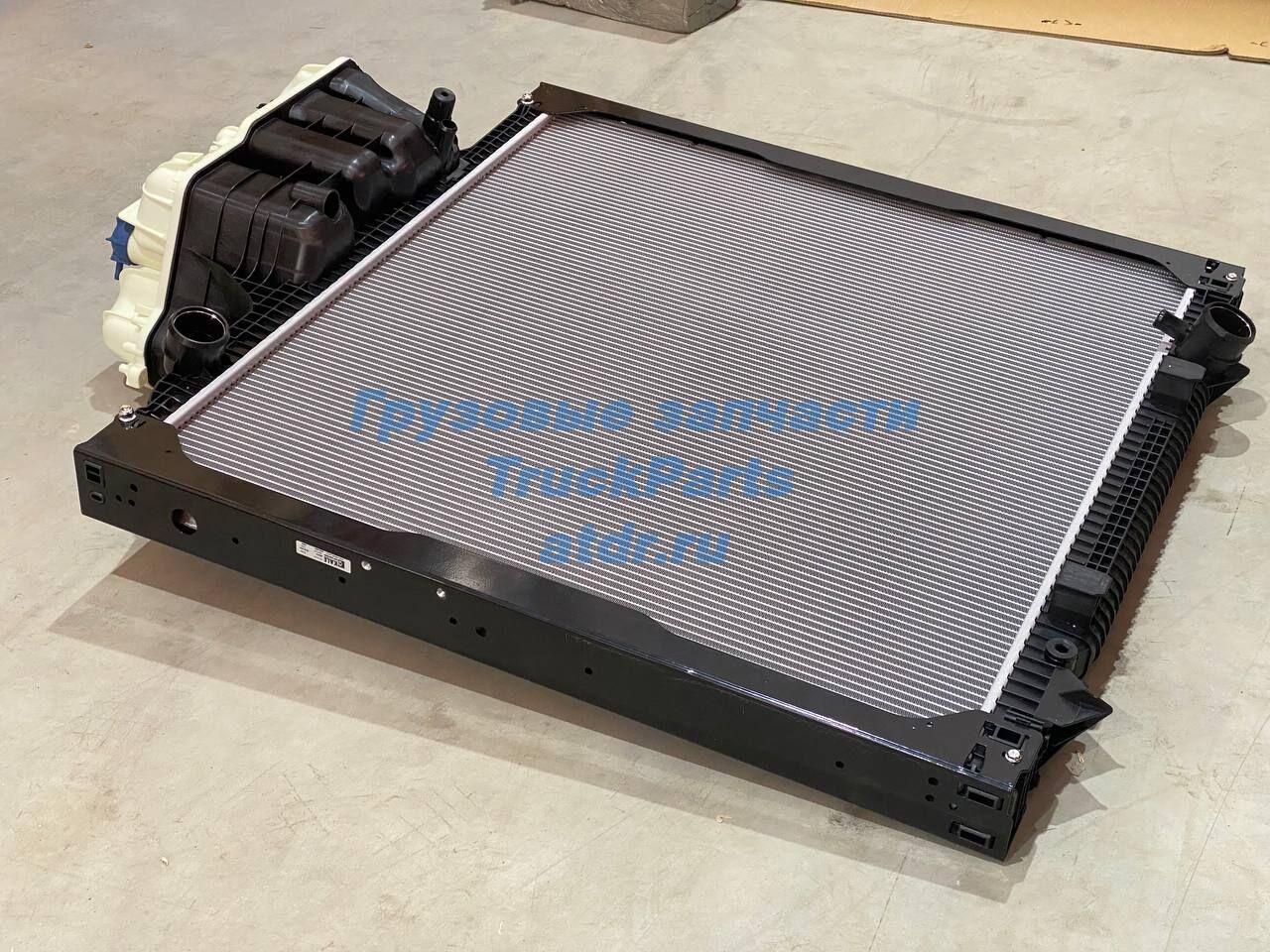 Радиатор ман тга. Радиатор man l2000 ман 590x610x58 мм. Радиатор ман медный 81061016353. 18001104sb MAHLE радиатор ман