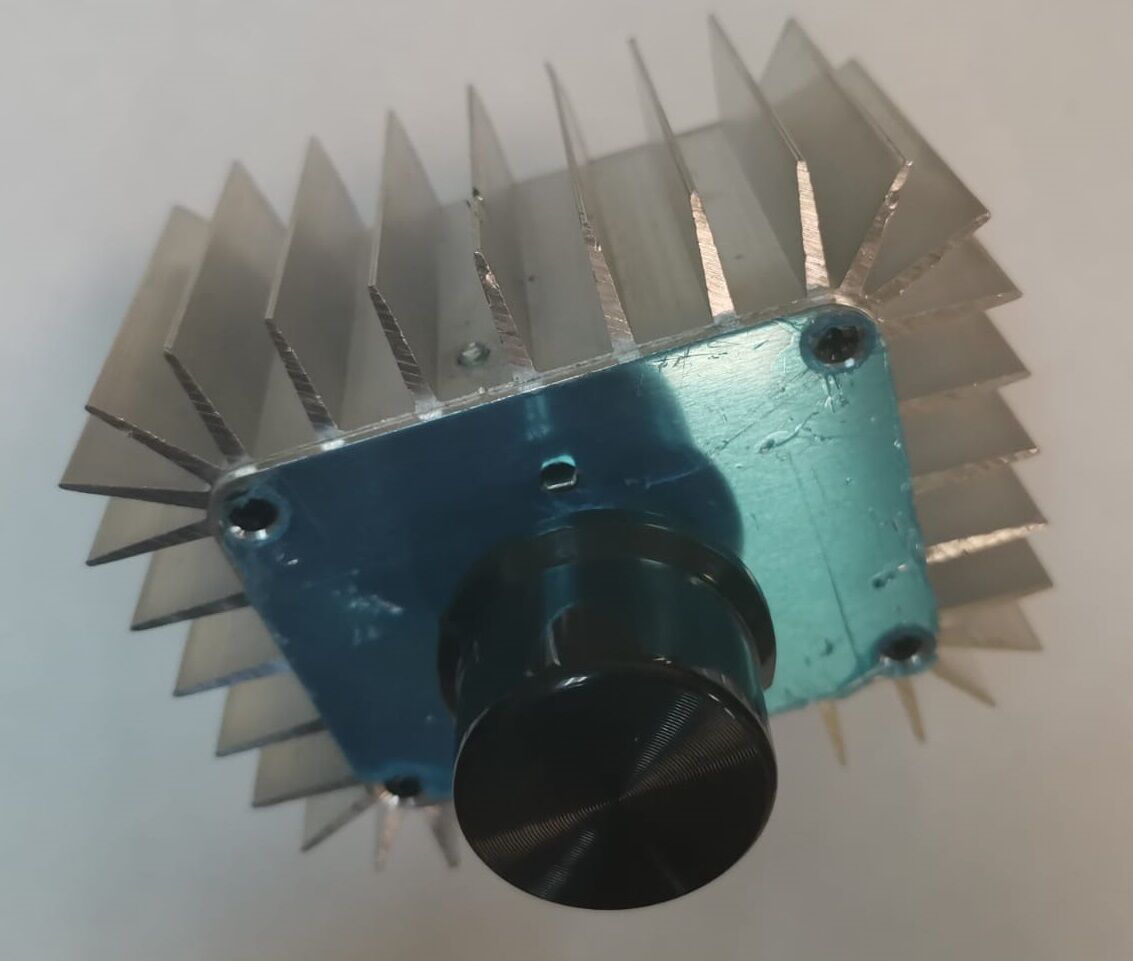 Ручной регулятор скорости вращения вентилятора до 2,0 kw 220V