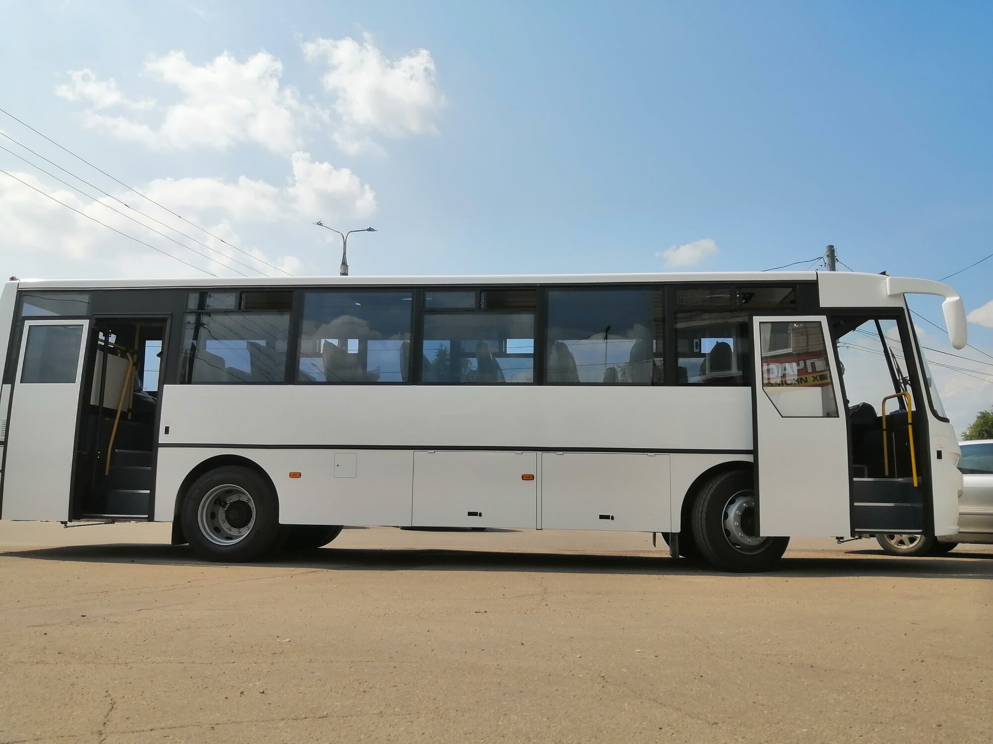 Пассажирский автобус большой вместимости КАВЗ 4238-61