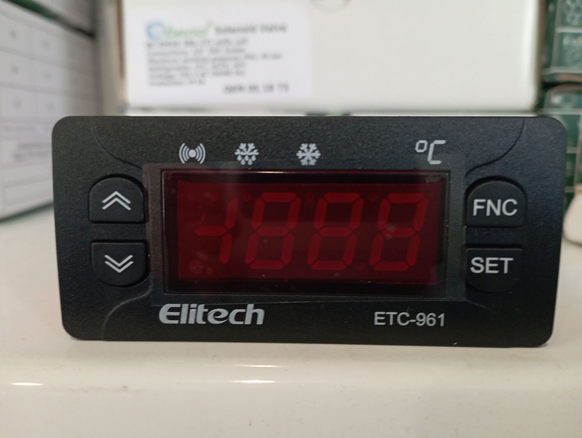 Контроллер холодильный ELITECH ETC 961 + 1 датчик NTC в комплекте