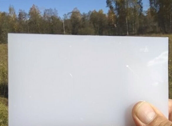 Монолитный поликарбонат КИВИ Белый 1,5 мм (1,525х2,05 м) Полигаль
