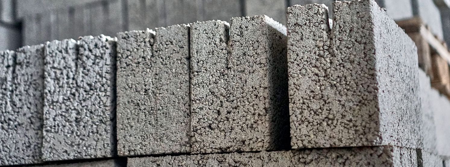 Блок керамзитобетонный стеновой полнотелый D1100 190х200х590 мм
