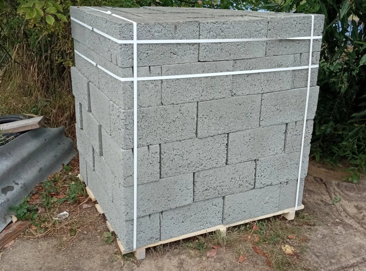 Блок керамзитобетонный стеновой перегородочный D1056 90х200х590 мм