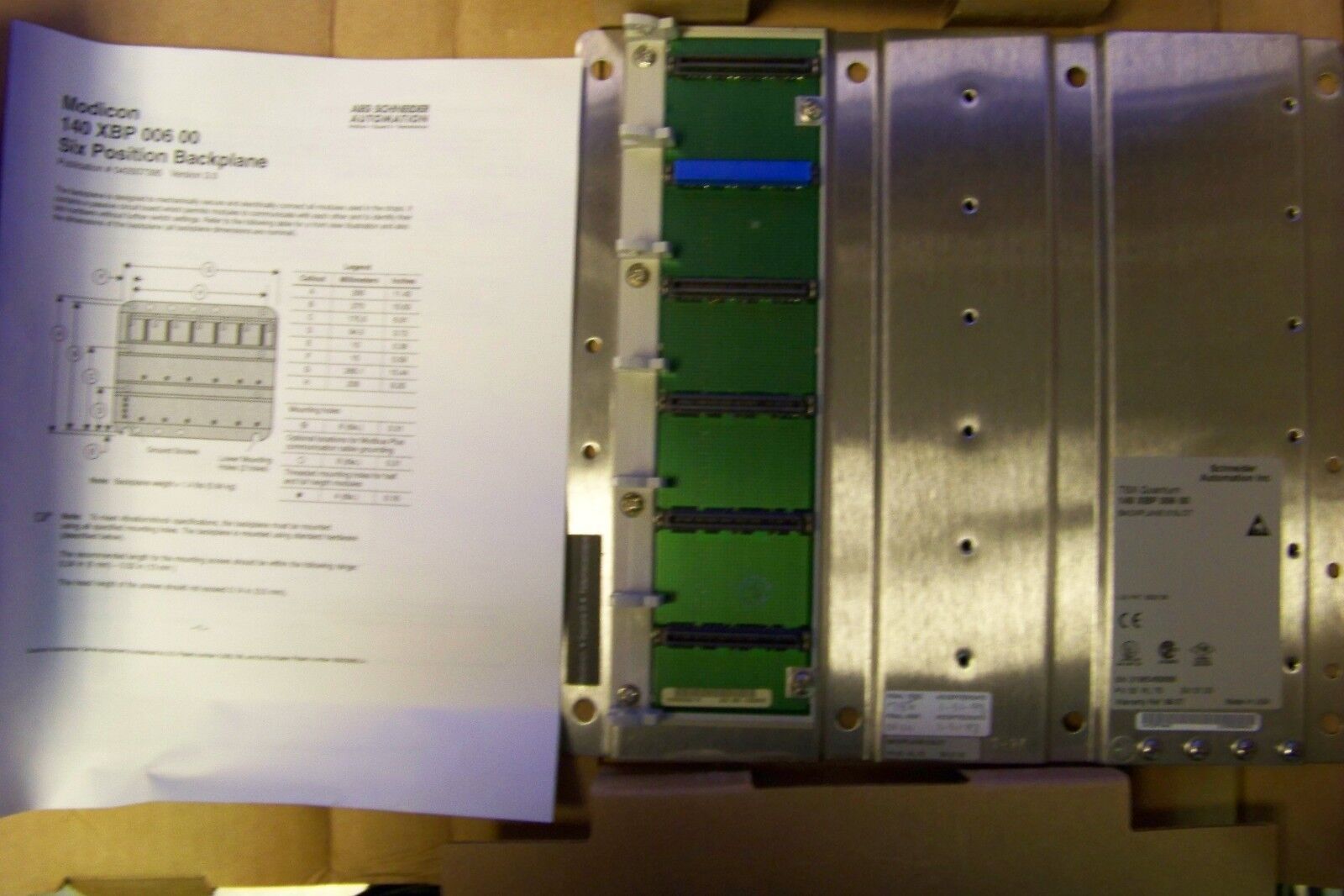 Модуль SCHNEIDER ELECTRIC 140-XBP-006-00